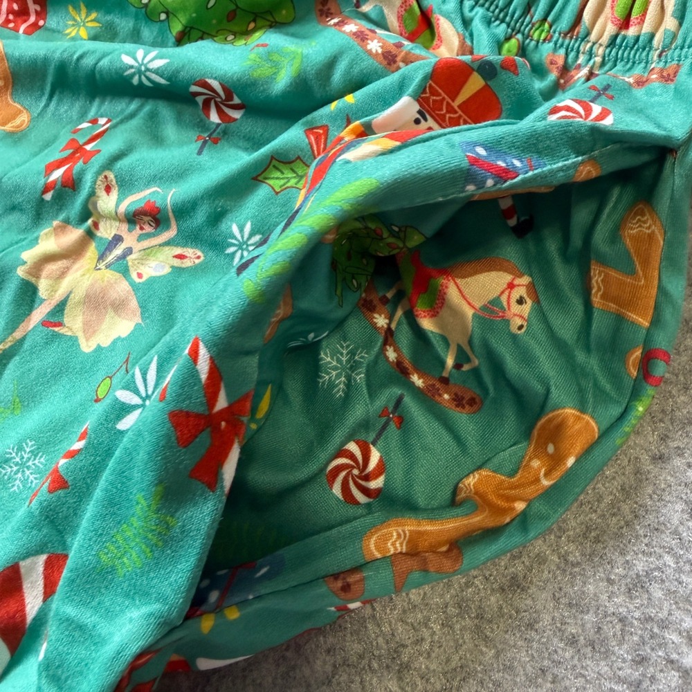 Unbranded Pajama Set Women 2XL Green‎ Nutcracker Santa Gingerbread Christmas PJ - Picture 14 of 16